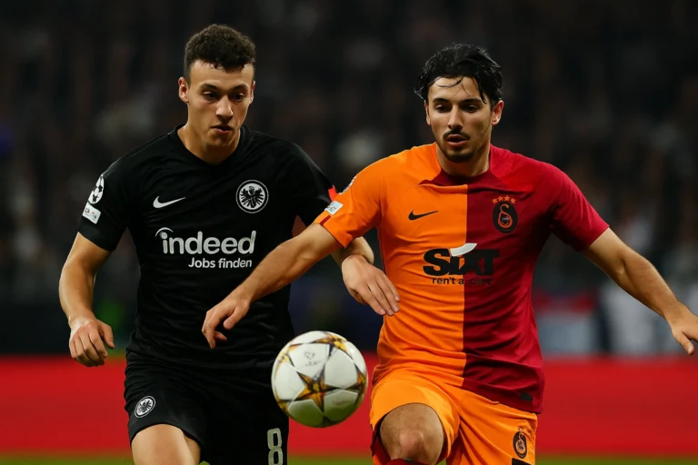 Galatasaray 2025 Şampiyonlar Ligine Frankfurt Fırtınasında Yakalandı